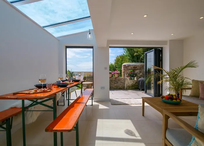 Blackberry Cottage - Newly Renovated Cosy Cottage